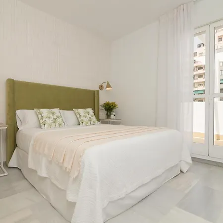 Iloftmalaga ático Carihuela Apartamento Torremolinos